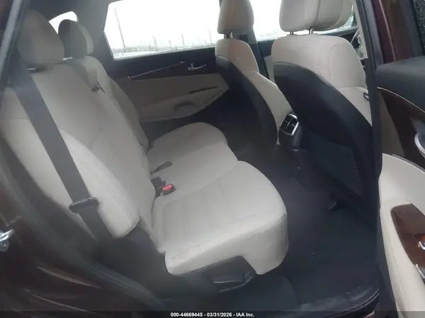 5XYPGDA36GG072741 2016 KIA SORENTO - Image 8