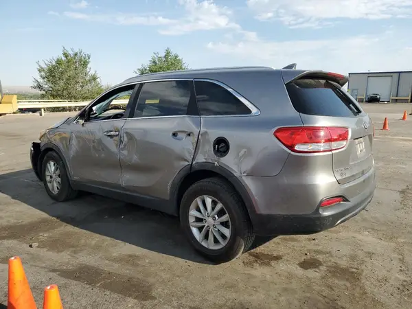 5XYPGDA36GG083724 2016 KIA SORENTO - Image 2