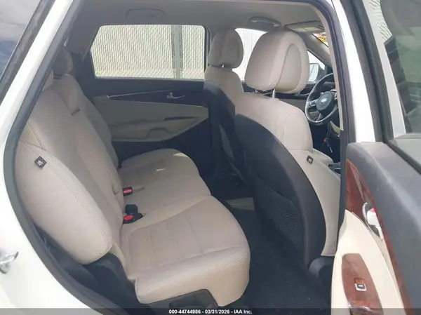 5XYPGDA36GG086588 2016 KIA SORENTO - Image 8