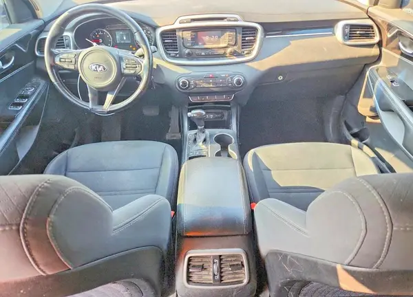 5XYPGDA36GG099082 2016 KIA SORENTO - Image 8