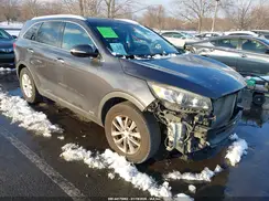 5XYPGDA36GG099146 2016 KIA SORENTO