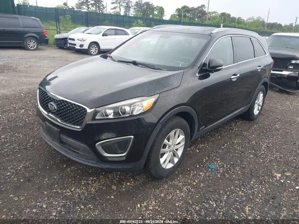 5XYPGDA36GG102689 2016 KIA SORENTO - Image 2