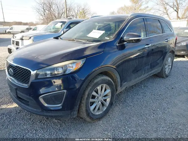 5XYPGDA36GG113014 2016 KIA SORENTO - Image 2