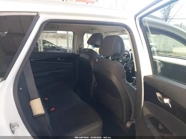 5XYPGDA36GG133408 2016 KIA SORENTO - Image 8