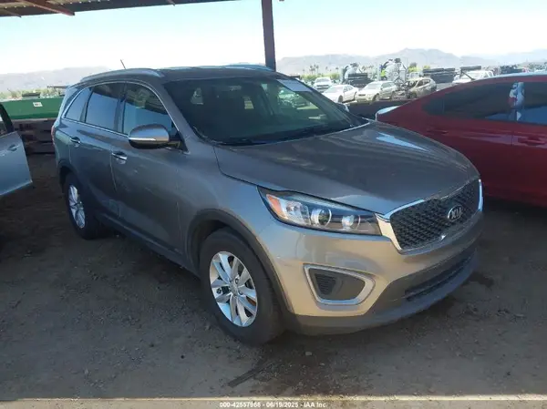 5XYPGDA36GG137149 2016 KIA SORENTO - Image 1