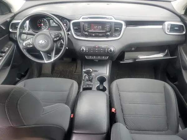 5XYPGDA36GG140245 2016 KIA SORENTO - Image 8