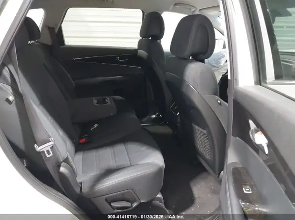 5XYPGDA36GG154114 2016 KIA SORENTO - Image 8