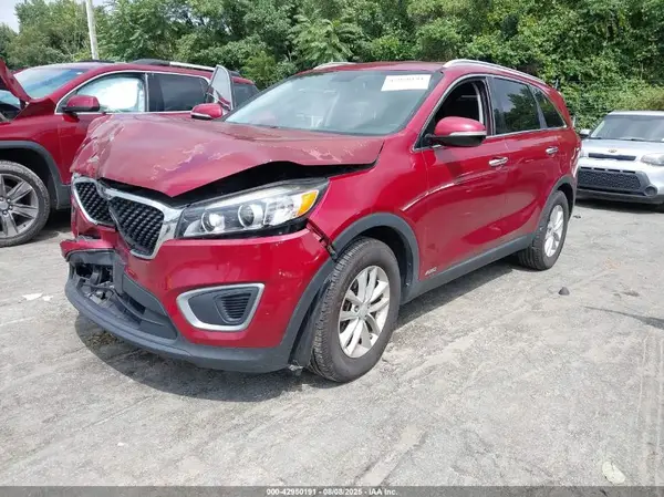 5XYPGDA36GG156493 2016 KIA SORENTO - Image 2