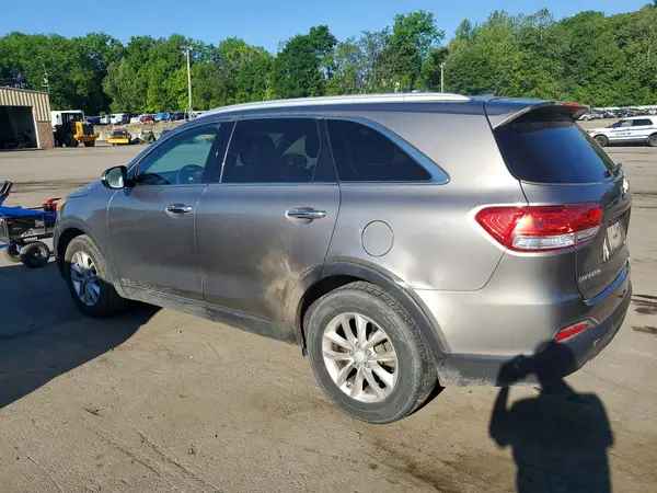 5XYPGDA36GG169437 2016 KIA SORENTO - Image 2