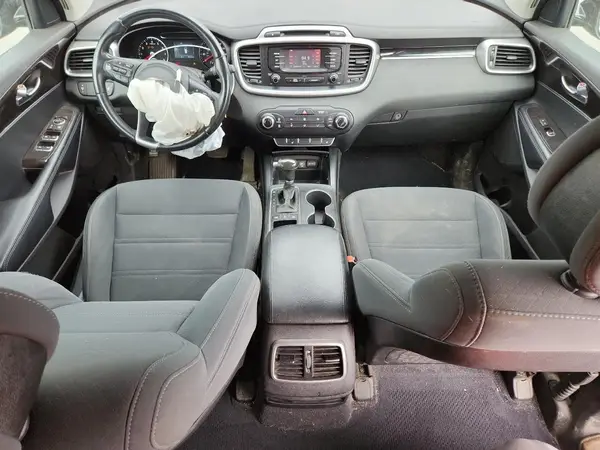 5XYPGDA36GG179739 2016 KIA SORENTO - Image 8