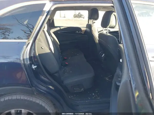 5XYPGDA36GG181801 2016 KIA SORENTO - Image 8