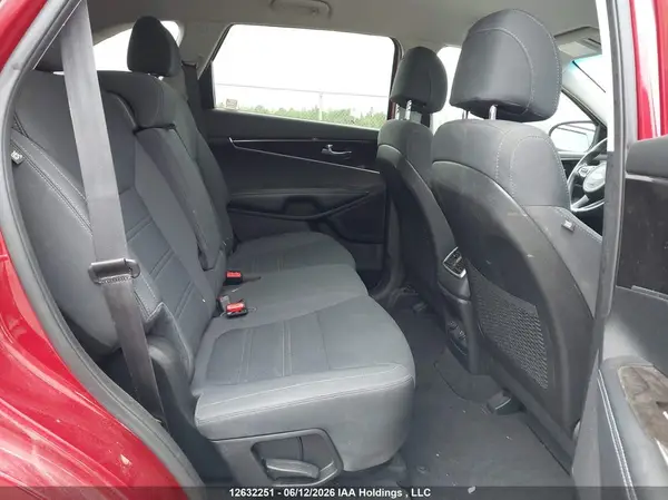 5XYPGDA36HG228472 2017 KIA SORENTO - Image 8