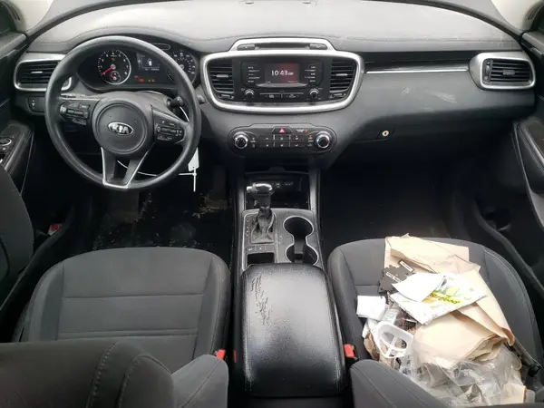 5XYPGDA36HG239116 2017 KIA SORENTO - Image 8