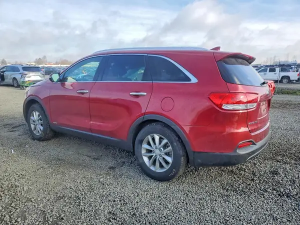 5XYPGDA36HG246549 2017 KIA SORENTO - Image 2