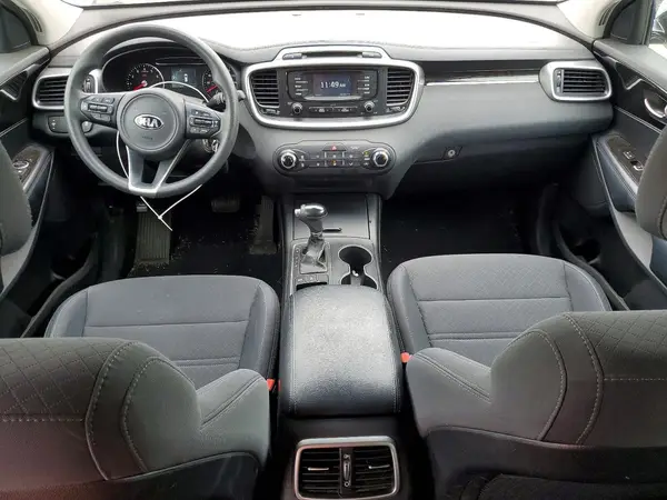 5XYPGDA36HG248401 2017 KIA SORENTO - Image 8