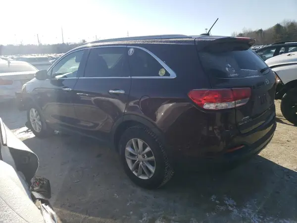 5XYPGDA36HG250665 2017 KIA SORENTO - Image 2