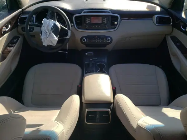 5XYPGDA36HG250665 2017 KIA SORENTO - Image 8
