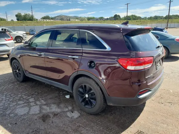 5XYPGDA36HG272732 2017 KIA SORENTO - Image 2