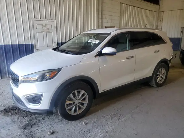 5XYPGDA36HG272973 2017 KIA SORENTO - Image 1
