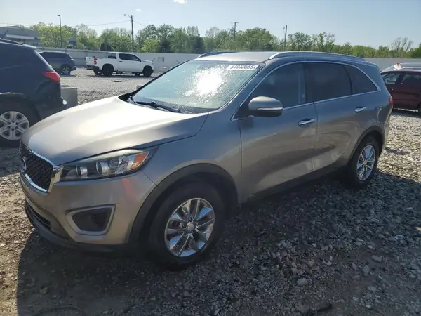 5XYPGDA36HG288459 2017 KIA SORENTO - Image 1
