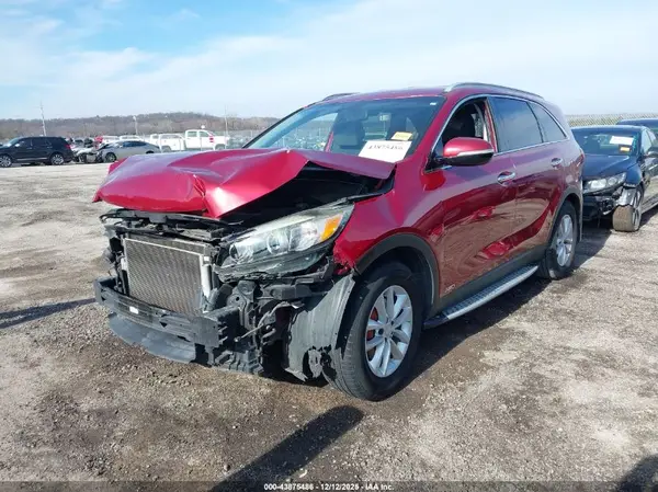 5XYPGDA36HG291443 2017 KIA SORENTO - Image 2