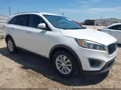 5XYPGDA36HG328216 2017 KIA SORENTO