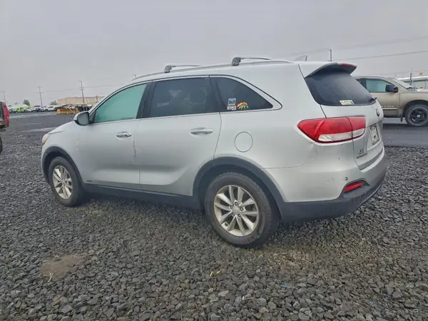 5XYPGDA36JG344390 2018 KIA SORENTO - Image 2