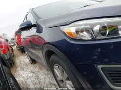 5XYPGDA36JG358323 2018 KIA SORENTO