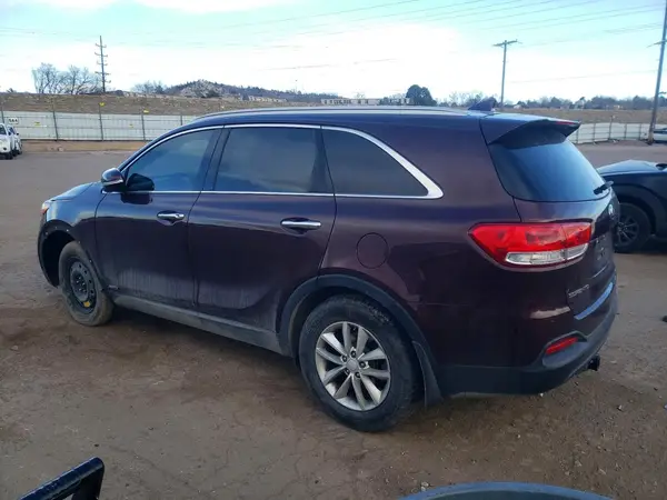 5XYPGDA36JG379141 2018 KIA SORENTO - Image 2
