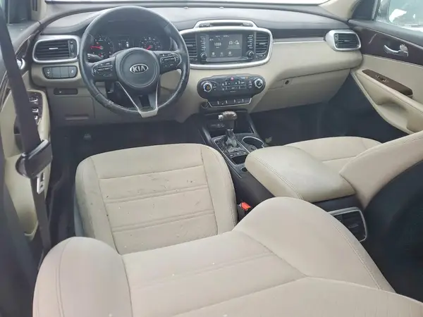5XYPGDA36JG393945 2018 KIA SORENTO - Image 8