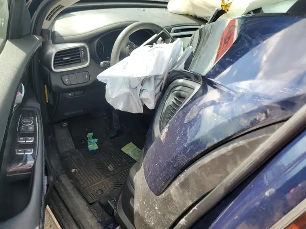 5XYPGDA36JG398384 2018 KIA SORENTO - Image 8