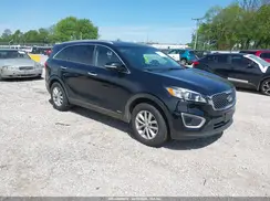 5XYPGDA36JG412929 2018 KIA SORENTO