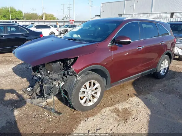 5XYPGDA36JG425065 2018 KIA SORENTO - Image 2
