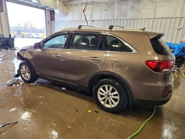 5XYPGDA36KG432759 2019 KIA SORENTO - Image 2