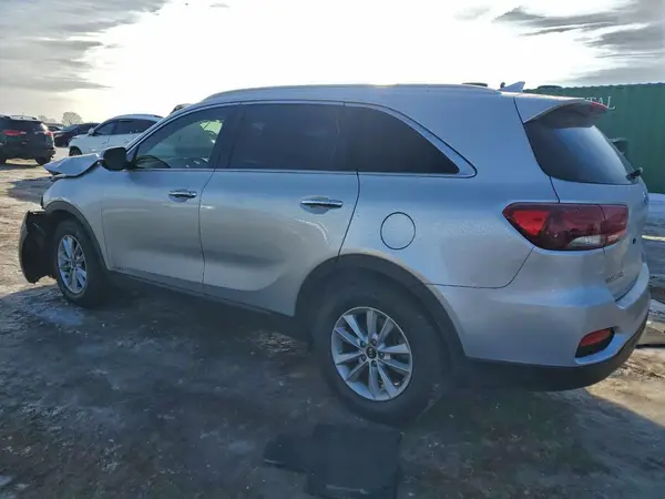 5XYPGDA36KG433037 2019 KIA SORENTO - Image 2