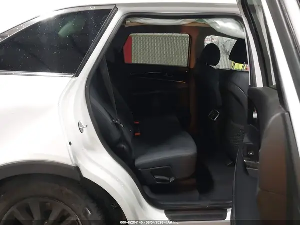 5XYPGDA36KG433393 2019 KIA SORENTO - Image 8