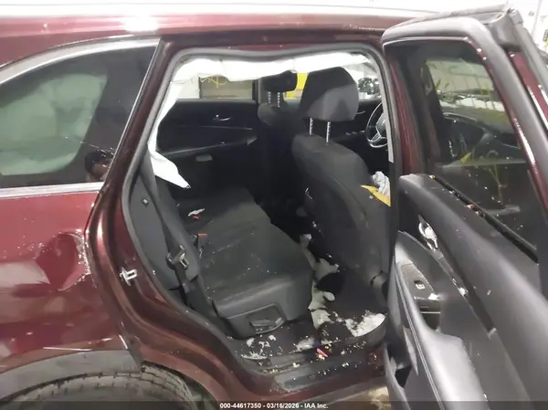 5XYPGDA36KG433457 2019 KIA SORENTO - Image 8