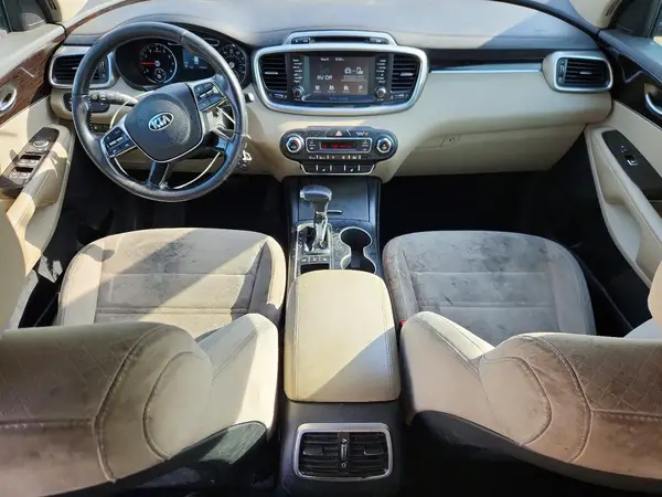 5XYPGDA36KG434043 2019 KIA SORENTO - Image 8