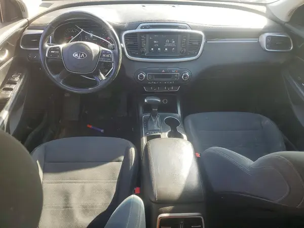 5XYPGDA36KG436374 2019 KIA SORENTO - Image 8