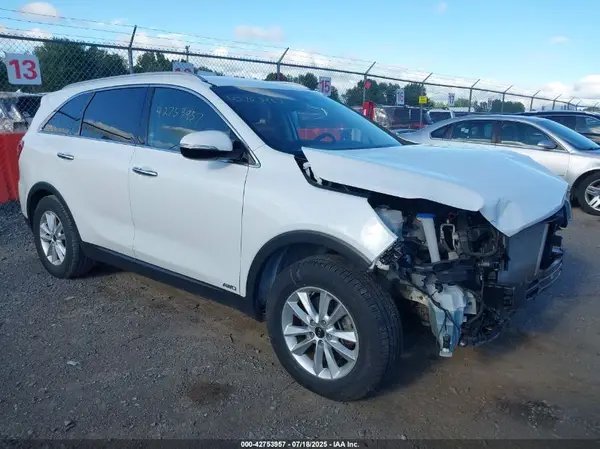 5XYPGDA36KG449402 2019 KIA SORENTO - Image 1