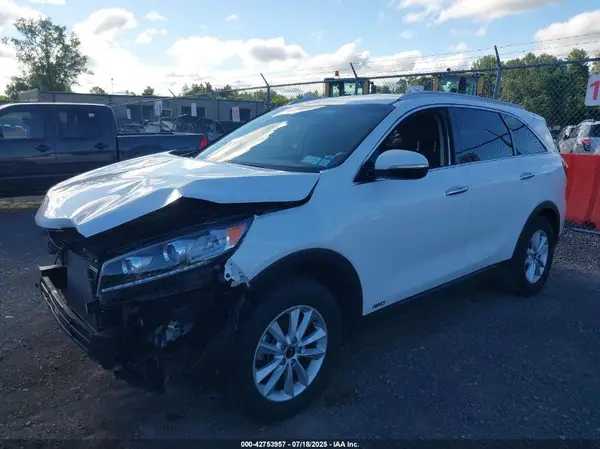 5XYPGDA36KG449402 2019 KIA SORENTO - Image 2