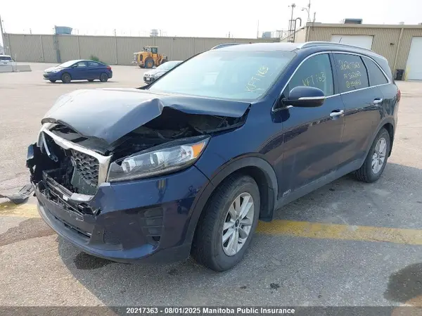 5XYPGDA36KG454843 2019 KIA SORENTO - Image 2
