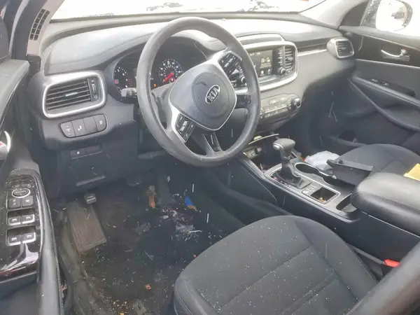 5XYPGDA36KG511025 2019 KIA SORENTO - Image 8