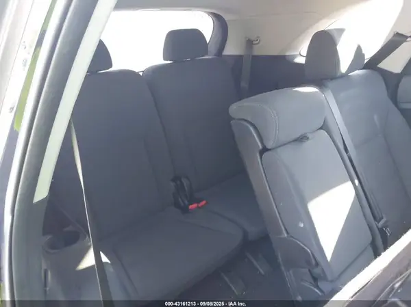 5XYPGDA36KG546132 2019 KIA SORENTO - Image 8