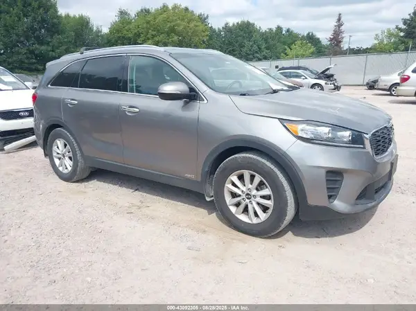 5XYPGDA36KG547216 2019 KIA SORENTO - Image 1