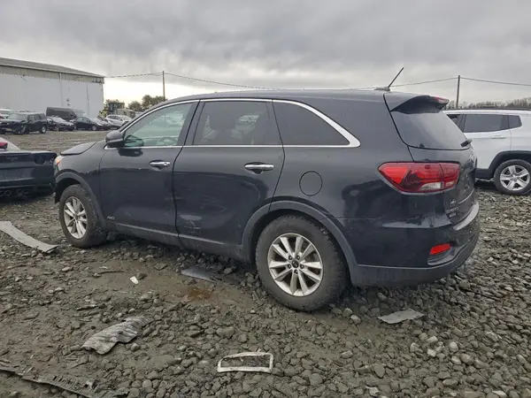 5XYPGDA36KG554974 2019 KIA SORENTO - Image 2