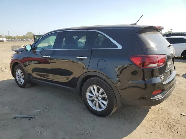 5XYPGDA36KG574125 2019 KIA SORENTO - Image 2