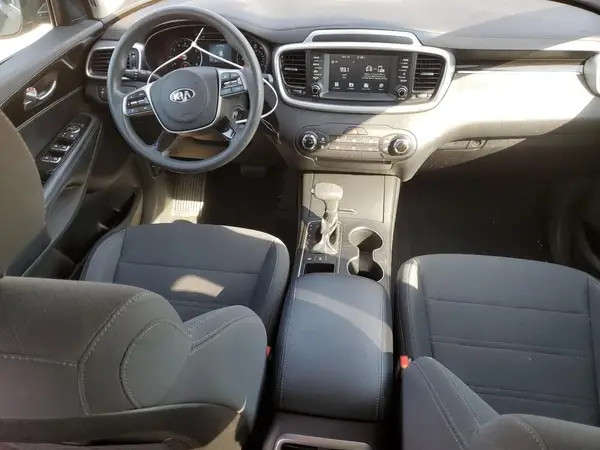 5XYPGDA36KG574125 2019 KIA SORENTO - Image 8