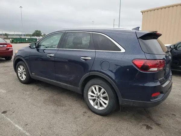 5XYPGDA36KG603977 2019 KIA SORENTO - Image 2