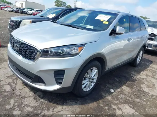 5XYPGDA36LG683749 2020 KIA SORENTO - Image 2